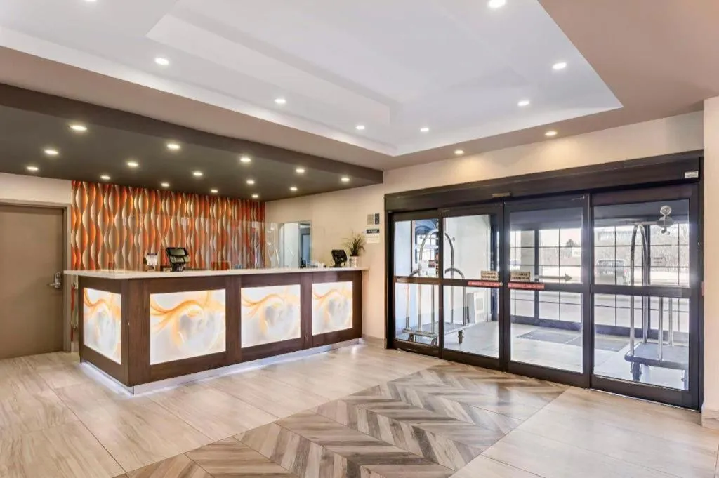 Best Western Plus Executive Inn