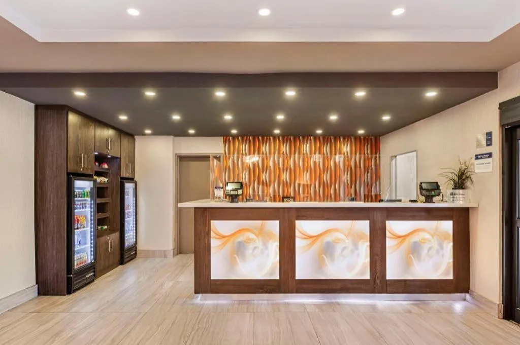 Best Western Plus Executive Inn