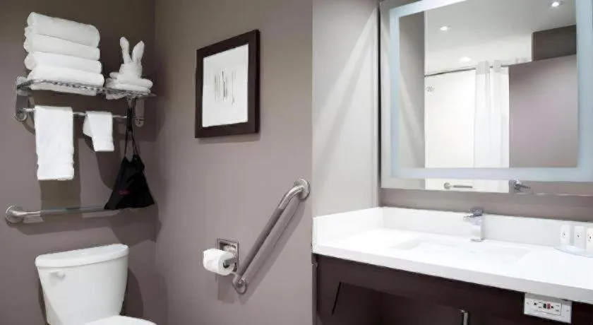 Best Western Plus Executive Inn