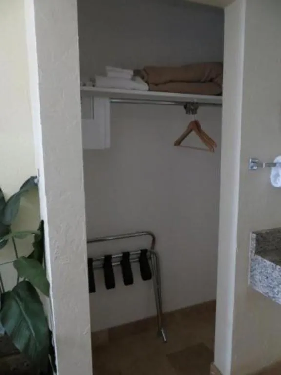 El Cortez Hotel & Casino - 21 and over only