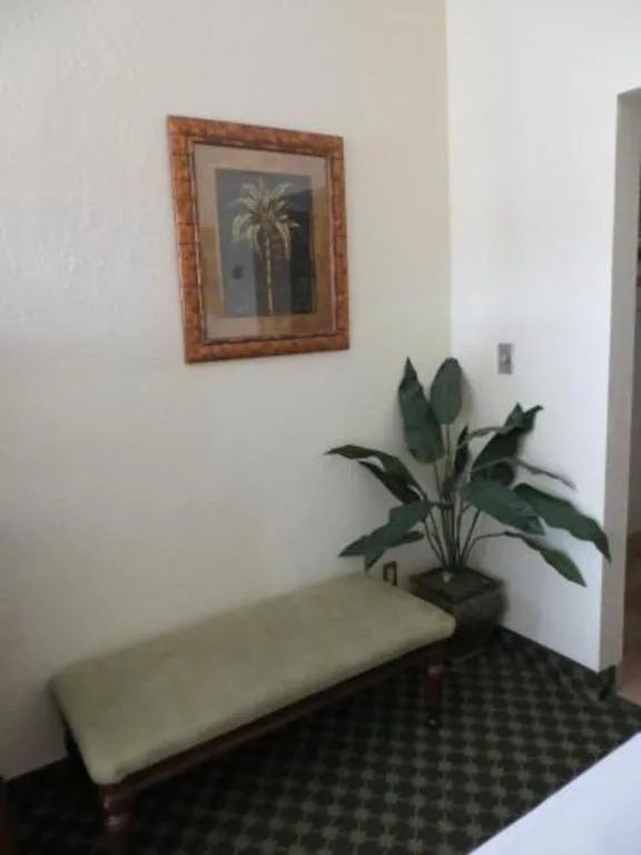 El Cortez Hotel & Casino - 21 and over only