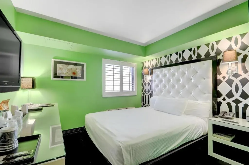 Bed in El Cortez Hotel & Casino - 21 and over only