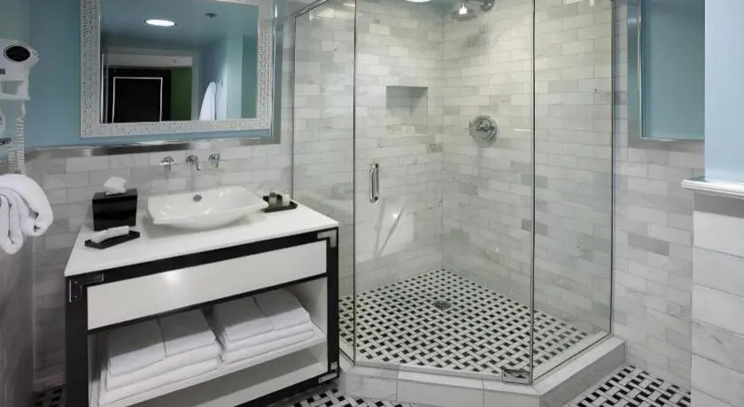 El Cortez Hotel & Casino - 21 and over only