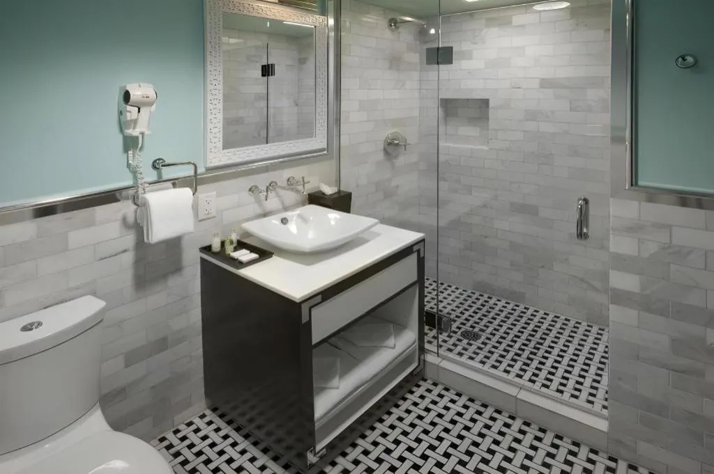 El Cortez Hotel & Casino - 21 and over only