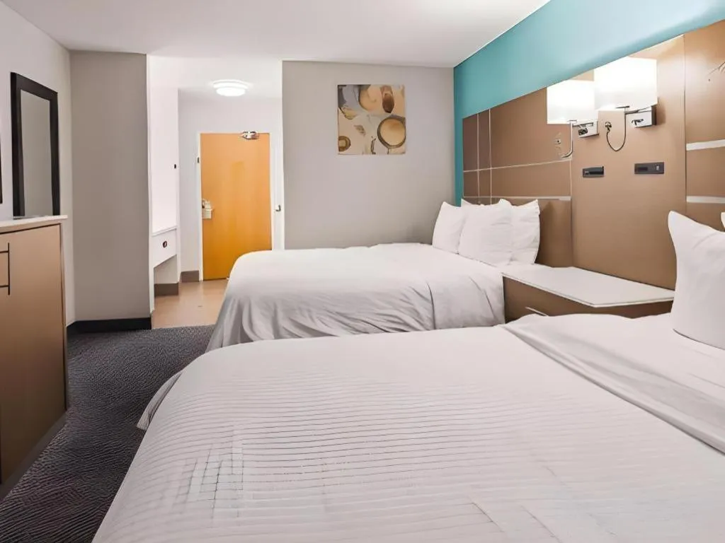 Bed in Best Western Galt Inn