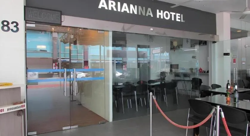 Arianna Hotel