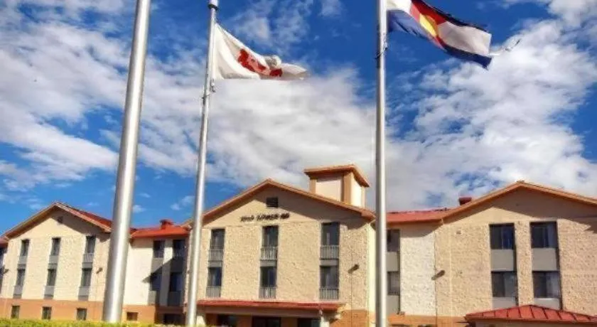 AmericInn by Wyndham Denver Airport