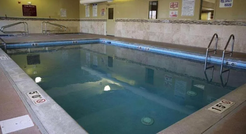 AmericInn by Wyndham Denver Airport