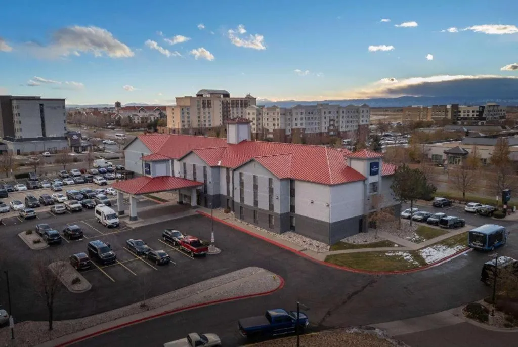 AmericInn by Wyndham Denver Airport