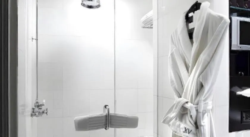 Fifteen Beacon Hotel