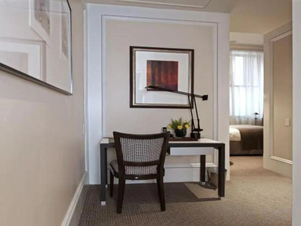 Fifteen Beacon Hotel