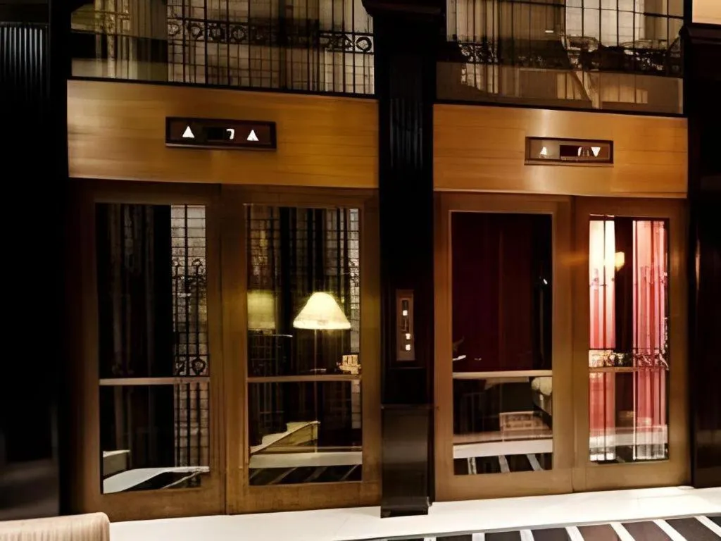 Fifteen Beacon Hotel