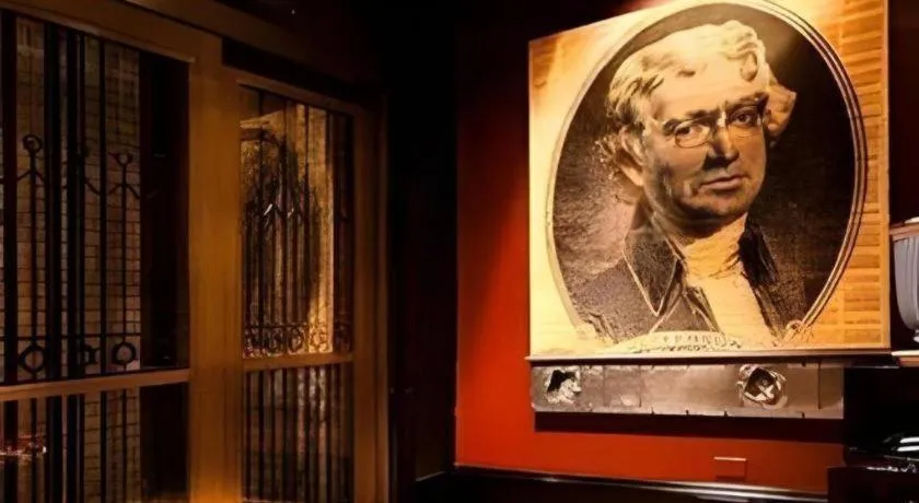 Fifteen Beacon Hotel