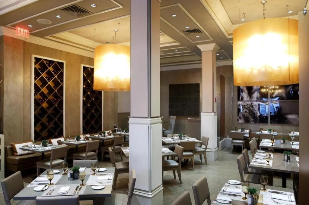 Fifteen Beacon Hotel