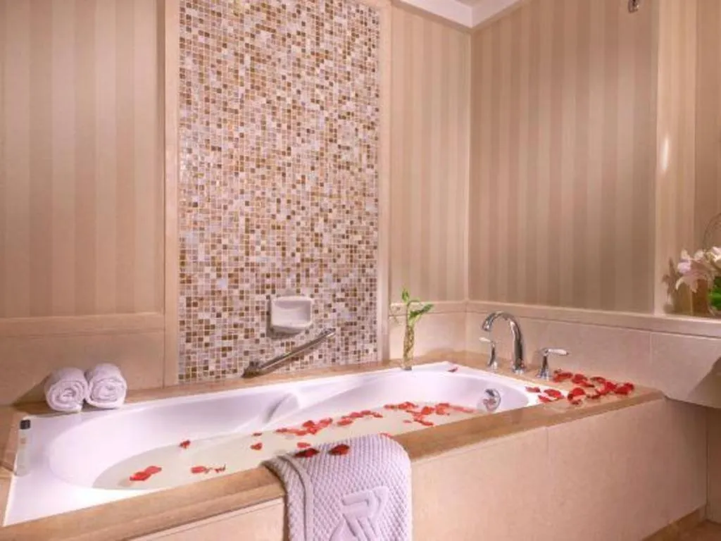 Grand New Century Hotel Binhai Tianjin