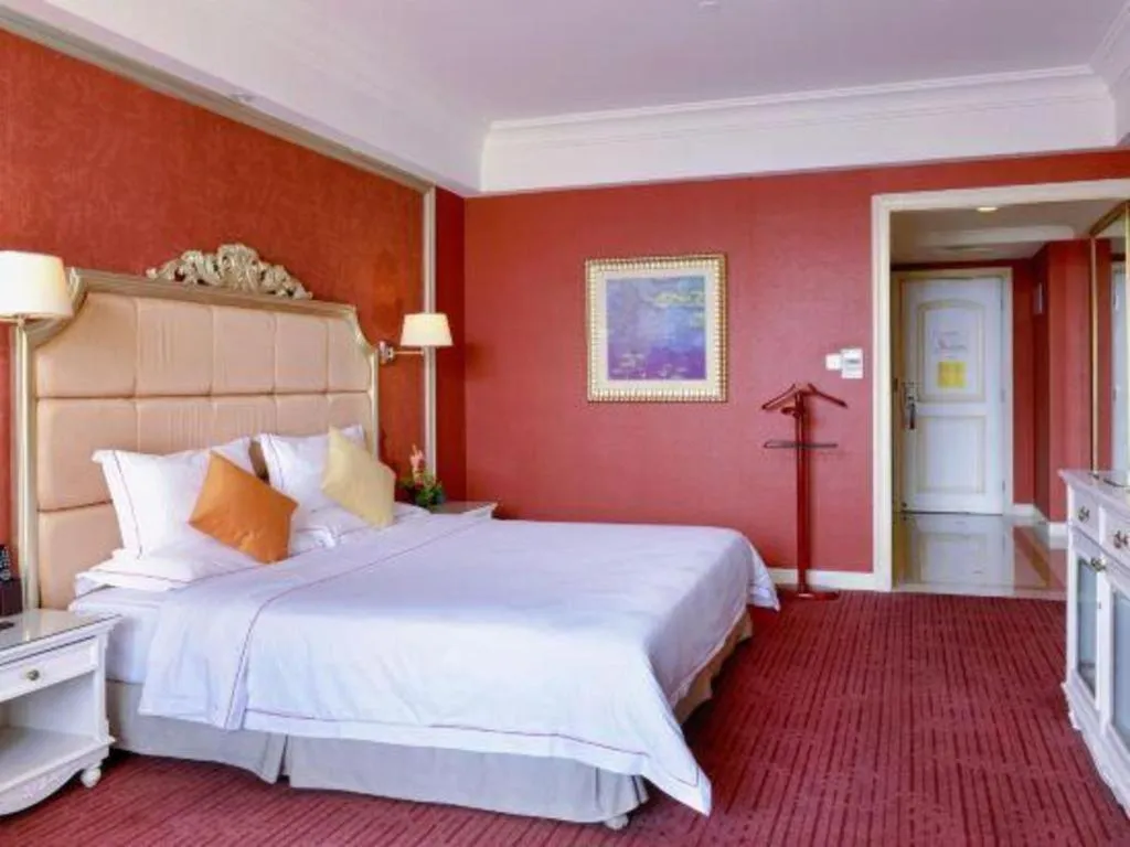 Bed in Country Garden Phoenix Hotel Changsha