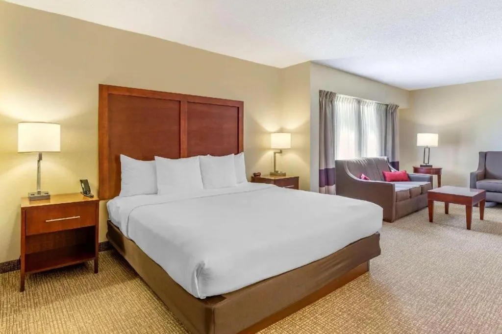 Bed in Comfort Inn Quantico