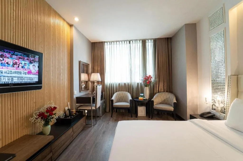 Bed in The White Hotel 8A Thai Van Lung