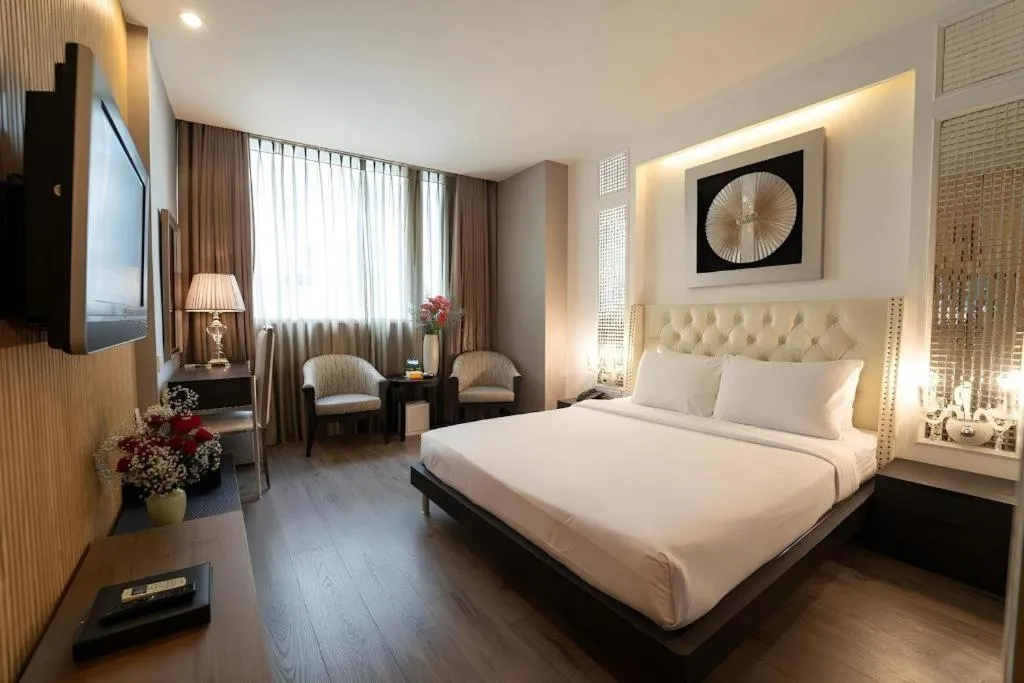 Bed in The White Hotel 8A Thai Van Lung