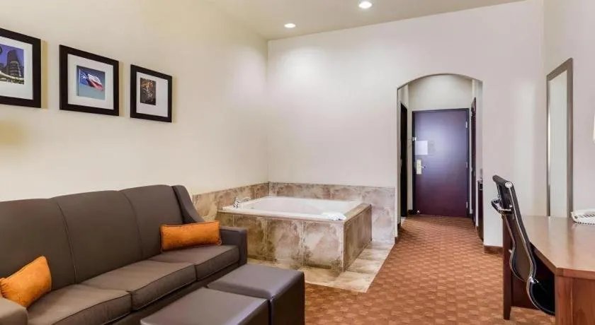 Comfort Suites near NASA - Clear Lake