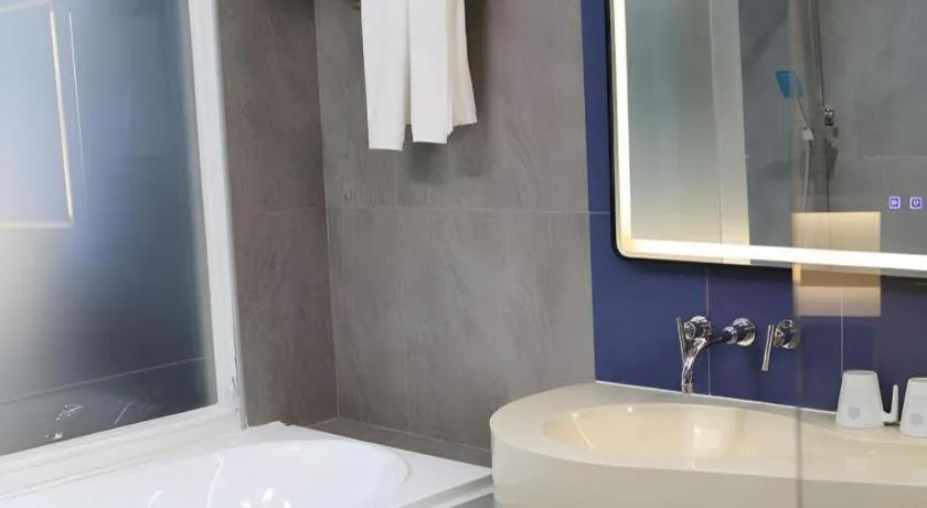 Glacier Hotel Khon Kaen