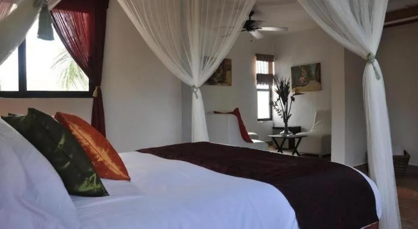 Bed in Flamingo Hotel