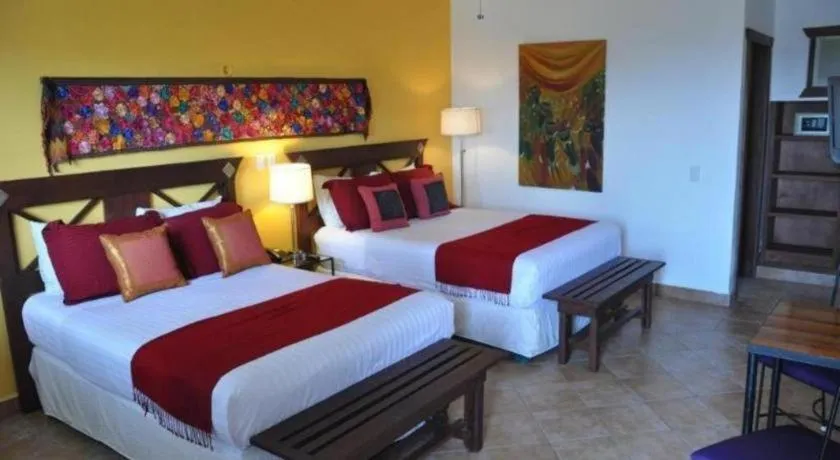 Bed in Flamingo Hotel