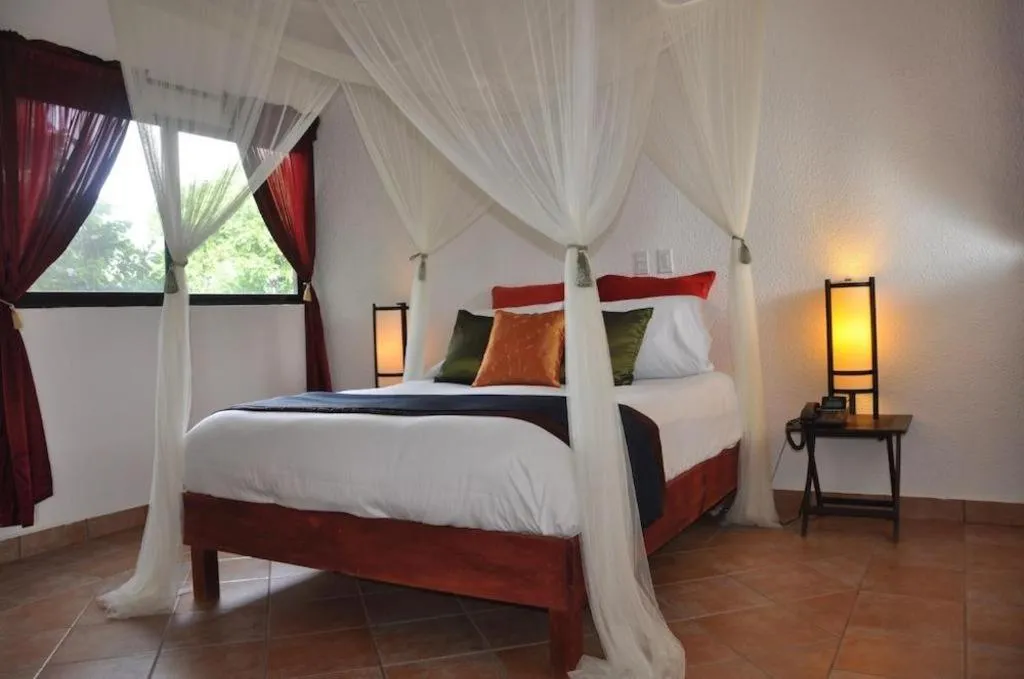 Bed in Flamingo Hotel