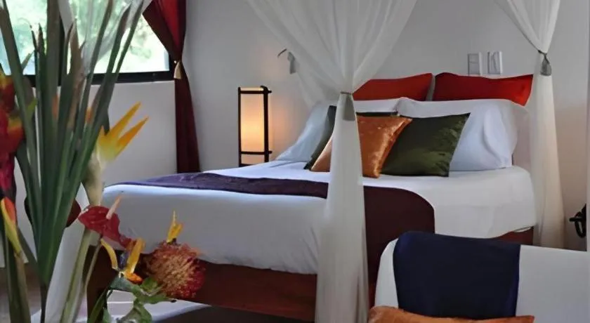 Bed in Flamingo Hotel