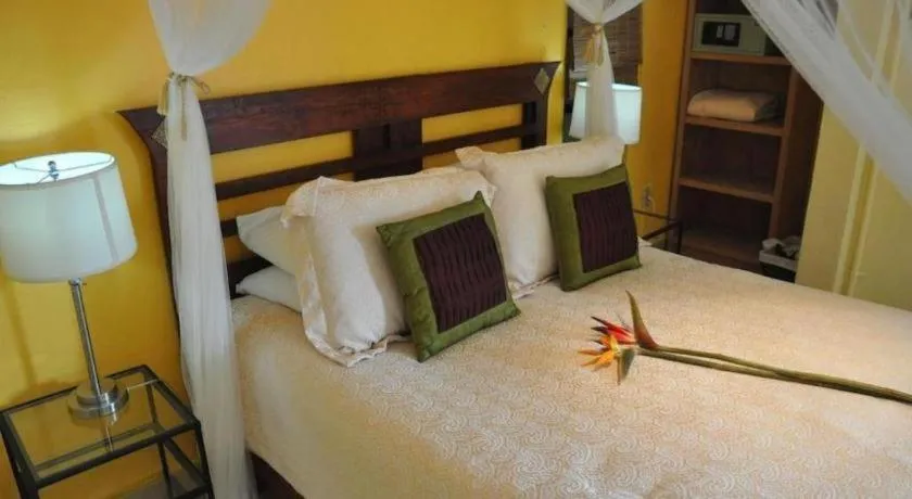 Bed in Flamingo Hotel