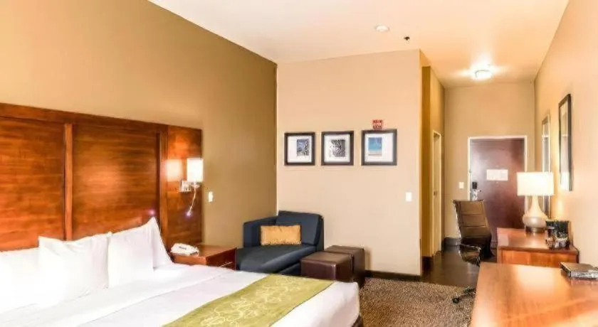 Bed in Hawthorn Extended Stay by Wyndham Amarillo