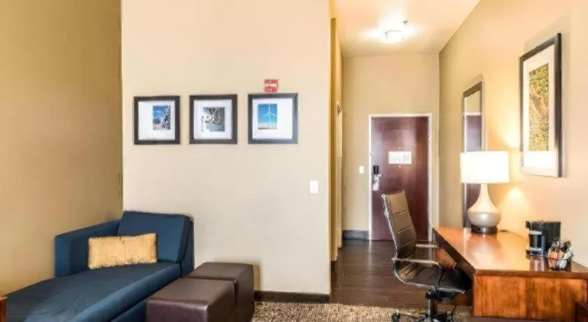 Hawthorn Extended Stay by Wyndham Amarillo