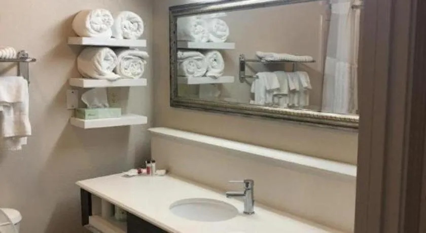 Baymont By Wyndham Laurel