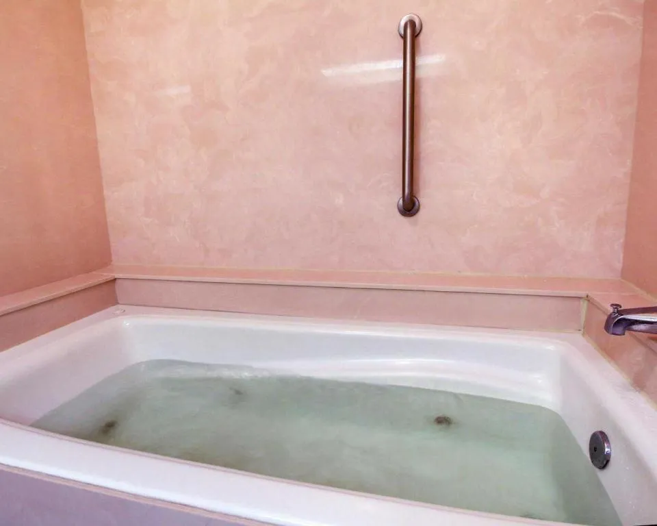 Baymont By Wyndham Laurel