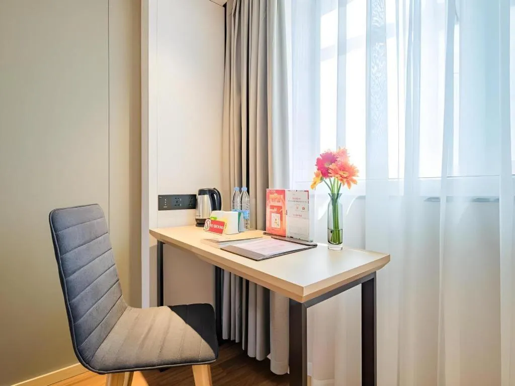 GreenTree Inn Shanghai Jingan Railway Station Xinzha Road Business Hotel