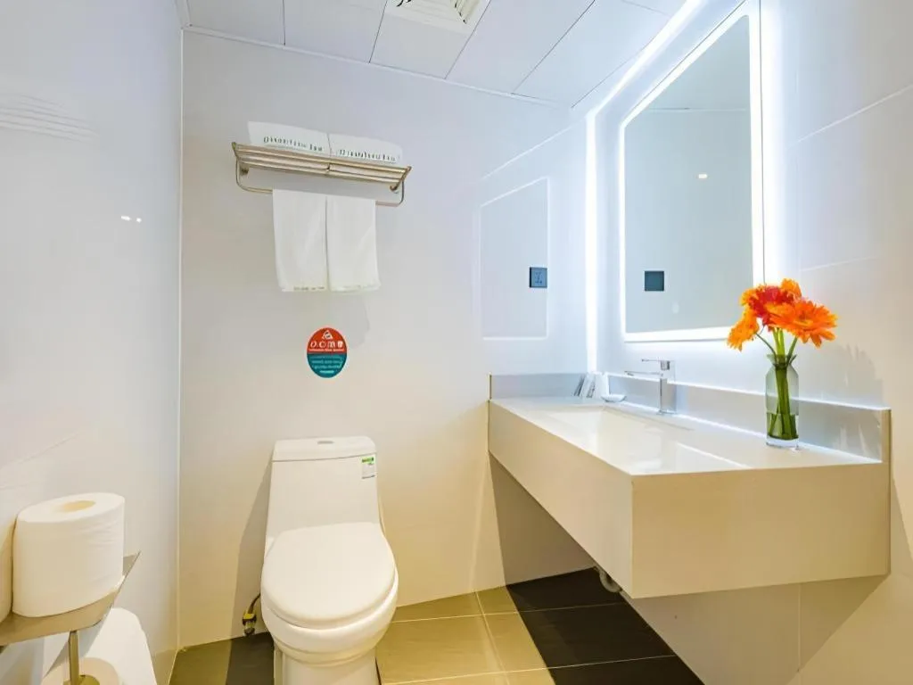 GreenTree Inn Shanghai Jingan Railway Station Xinzha Road Business Hotel