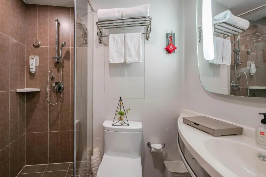 Ibis Xiamen Railway Station Hotel