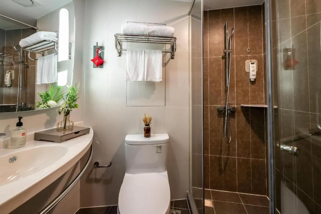 Ibis Xiamen Railway Station Hotel