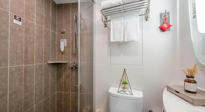 Ibis Xiamen Railway Station Hotel