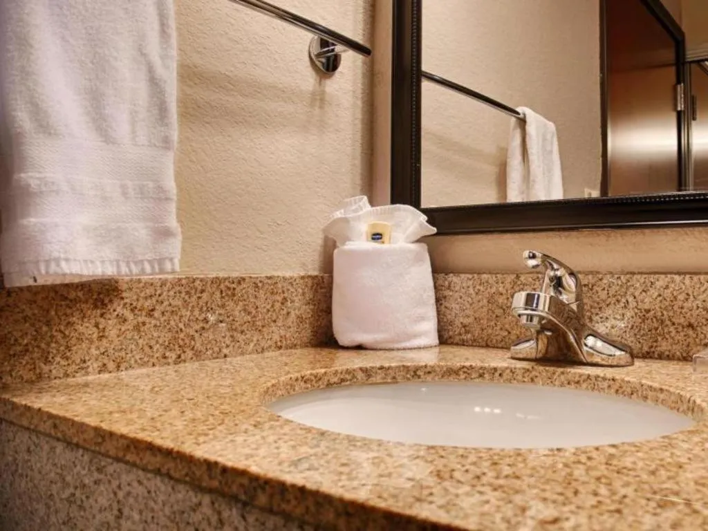 Best Western Plus Circle Inn