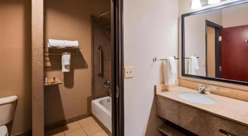 Best Western Plus Circle Inn