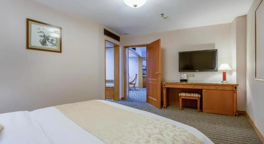 Bed in Wuhan Asia Hotel