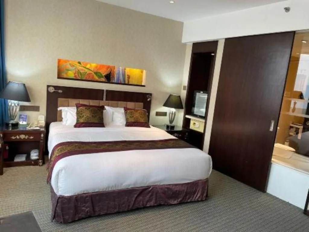 Bed in Wuhan Asia Hotel