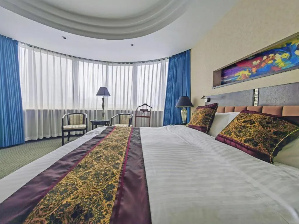 Bed in Wuhan Asia Hotel