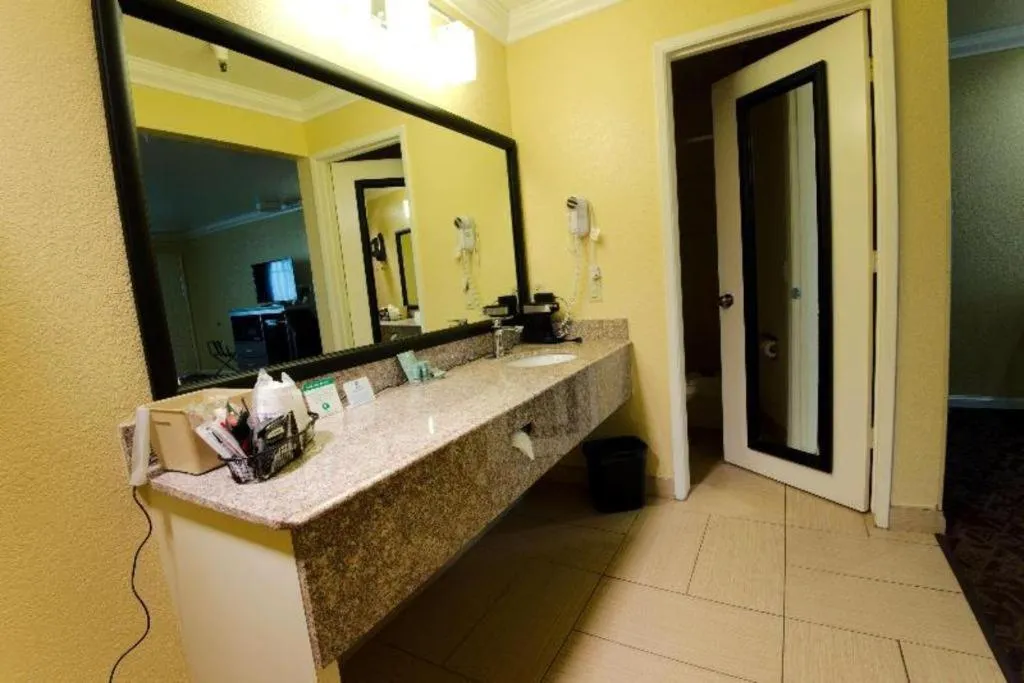 Best Western Hanford Inn