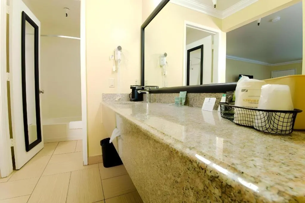 Best Western Hanford Inn