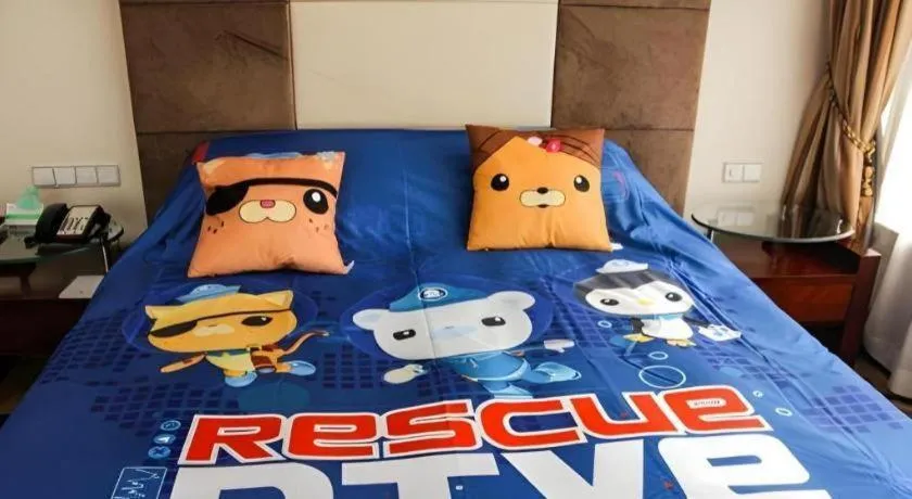 Bed in Beijing Liaoning Hotel