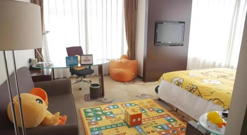 Bed in Beijing Liaoning Hotel