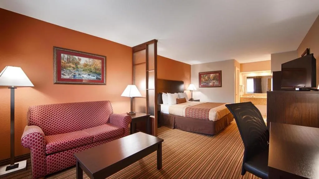 Bed in Days Inn Little Rock South