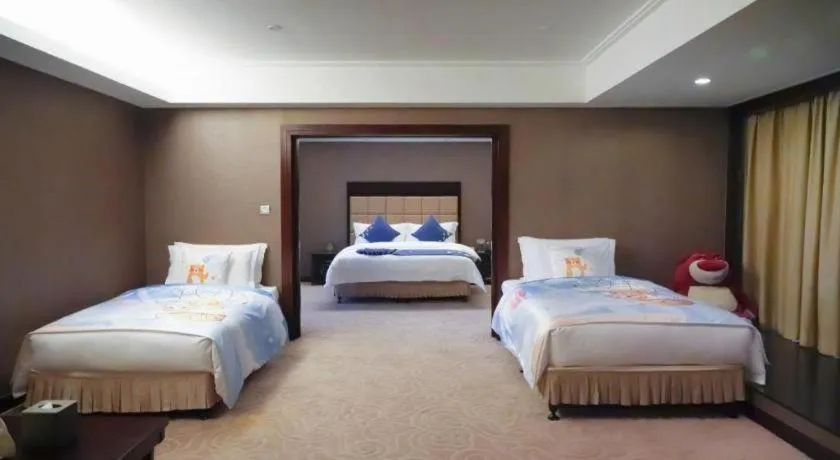 Bed in Changsha Huatian Hotel